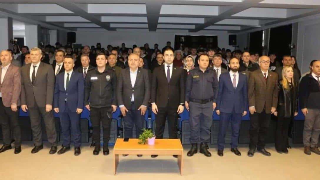 İlçemizde 12 Mart İstiklal Marşı'nın Kabulü ve Mehmet Akif Ersoy'u Anma Günü Programı Düzenlendi.