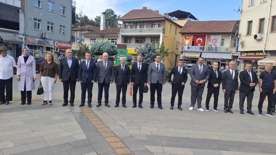 İlköğretim Haftası Çelenk Sunma Töreni